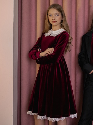 отзыв на Двойное платье: бархатное верхнее и нижнее из хлопка с кружевной отделкой