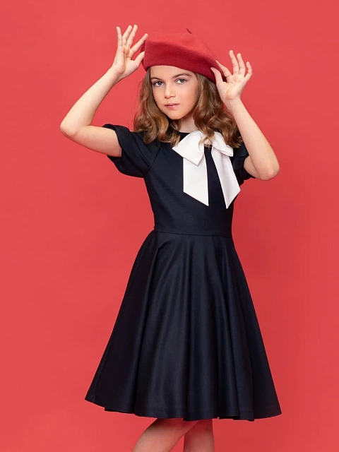 Платье со съемным бантом