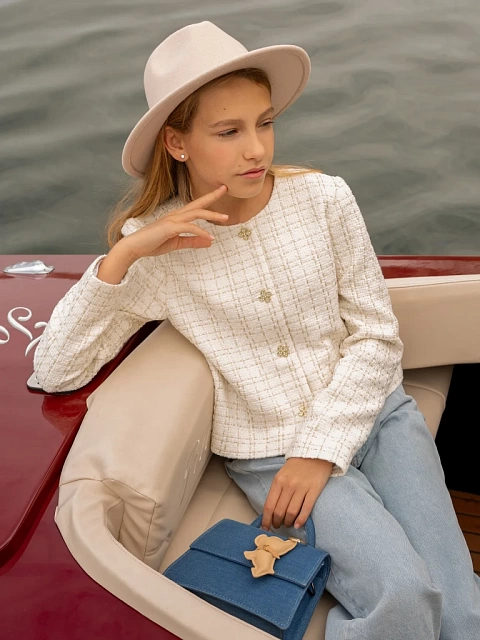 Жакет из твида с декоративными пуговицами