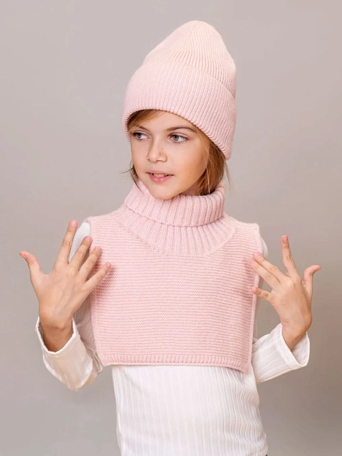 Манишка вязаная