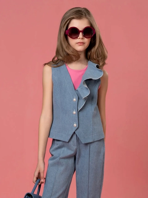 Жилет джинсовый с воланом